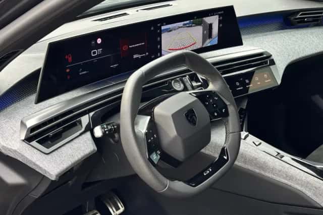 Peugeot 3008 (2024) thumbnail 10