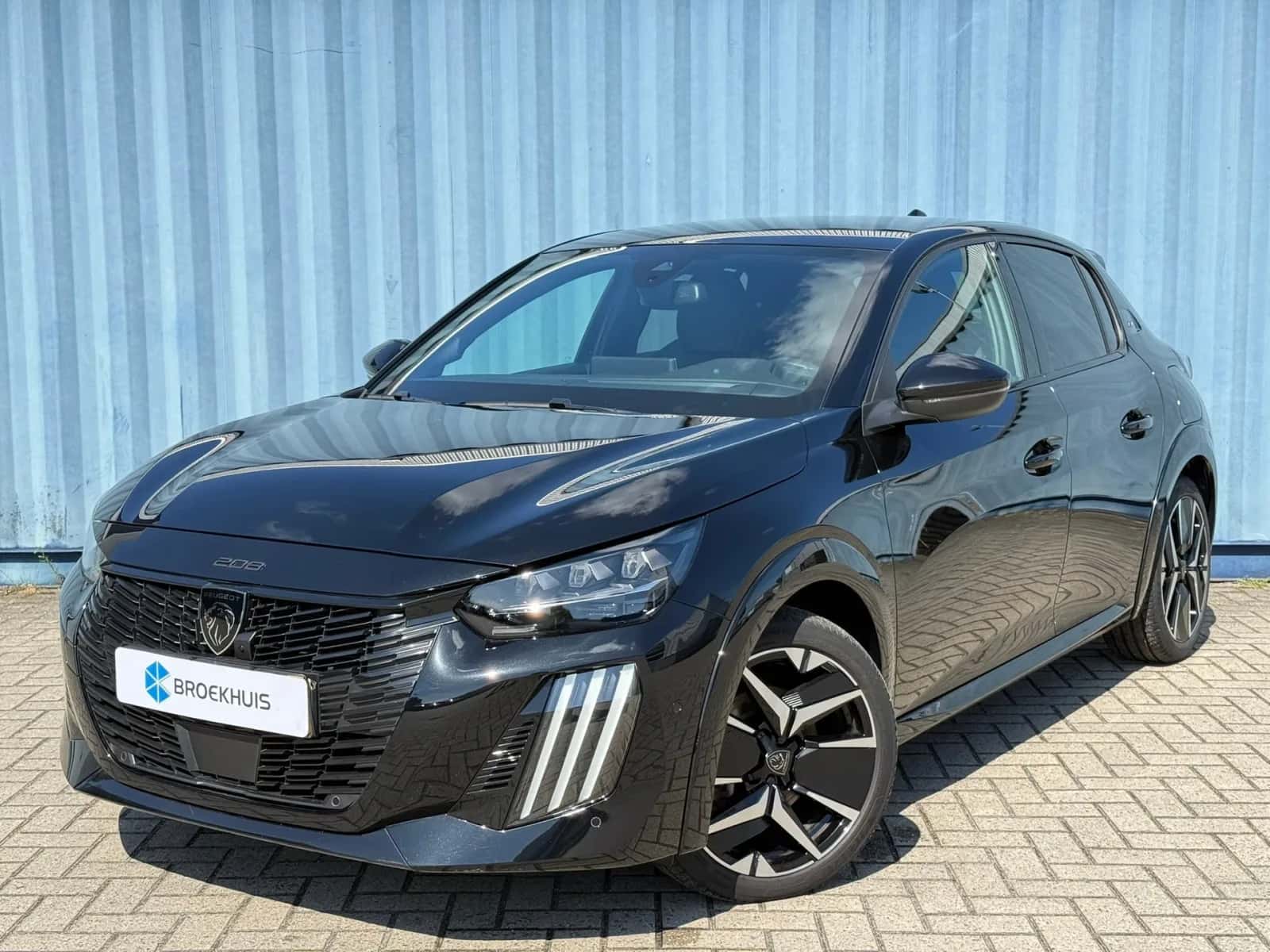 Peugeot 208 (2025) — foto 1