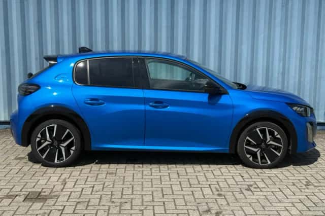 Peugeot 208 (2025) thumbnail 6
