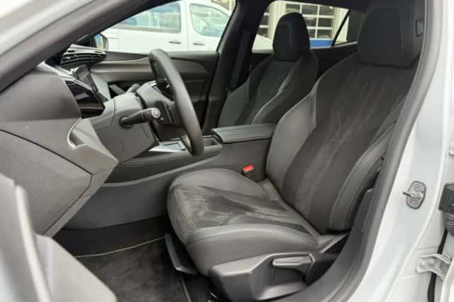 Peugeot 408 (2023) thumbnail 14