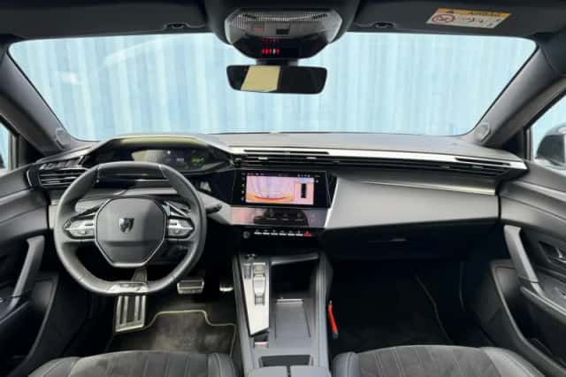 Peugeot 408 (2023) thumbnail 22