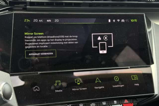 Peugeot 408 (2023) thumbnail 27