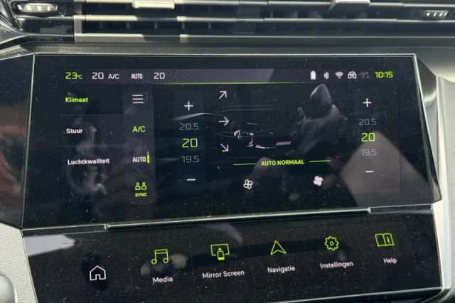 Peugeot 408 (2023) thumbnail 29