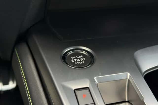 Peugeot 408 (2023) thumbnail 36