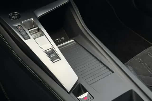 Peugeot 408 (2023) thumbnail 37