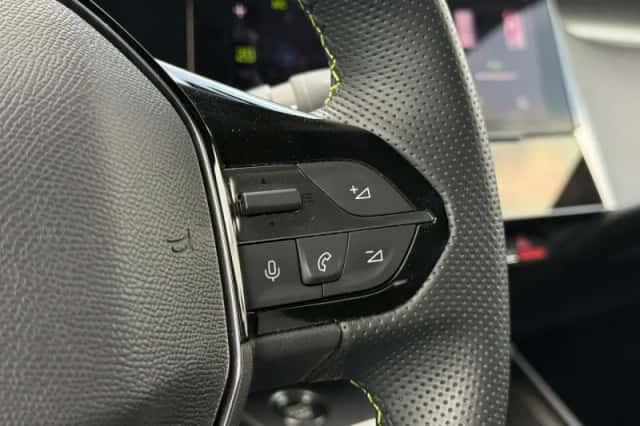Peugeot 408 (2023) thumbnail 40