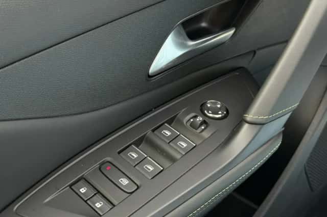 Peugeot 408 (2023) thumbnail 42