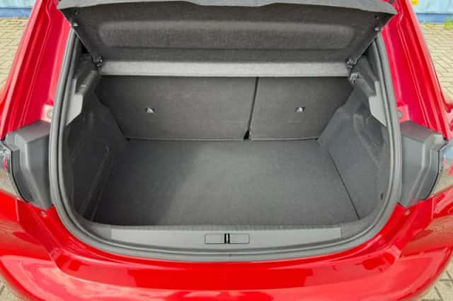 Peugeot 208 (2020) thumbnail 15