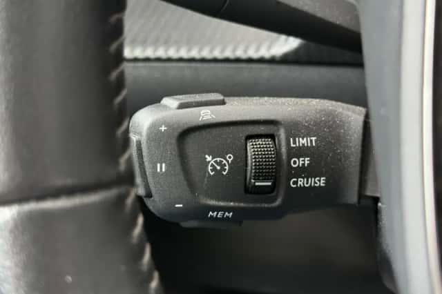 Peugeot 208 (2020) thumbnail 19