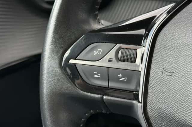 Peugeot 208 (2020) thumbnail 20