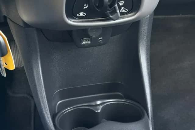 Peugeot 108 (2020) thumbnail 26