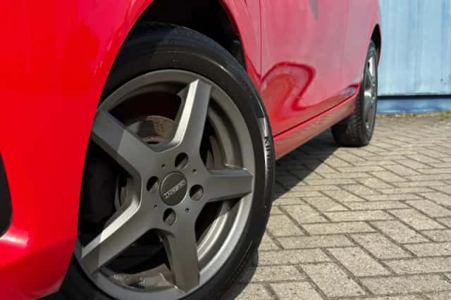 Peugeot 108 (2020) thumbnail 8