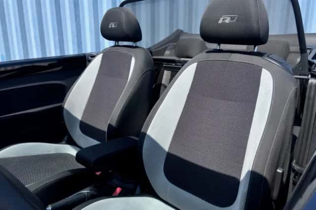 Volkswagen Beetle (2014) thumbnail 15