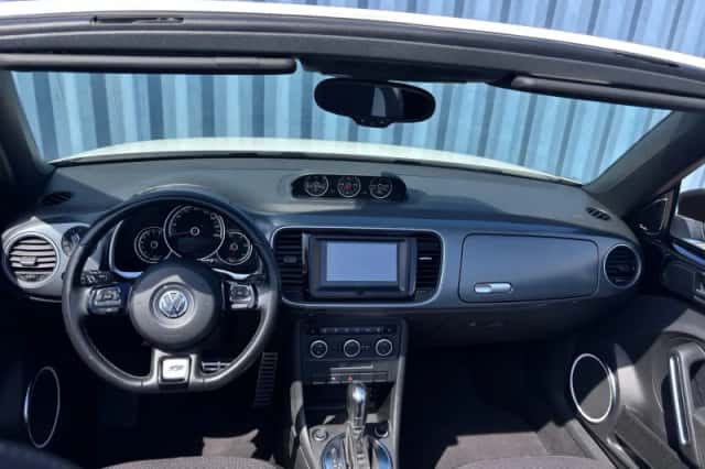 Volkswagen Beetle (2014) thumbnail 17