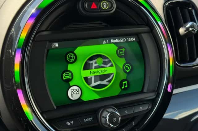MINI Countryman (2018) thumbnail 23