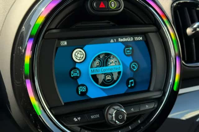 MINI Countryman (2018) thumbnail 24