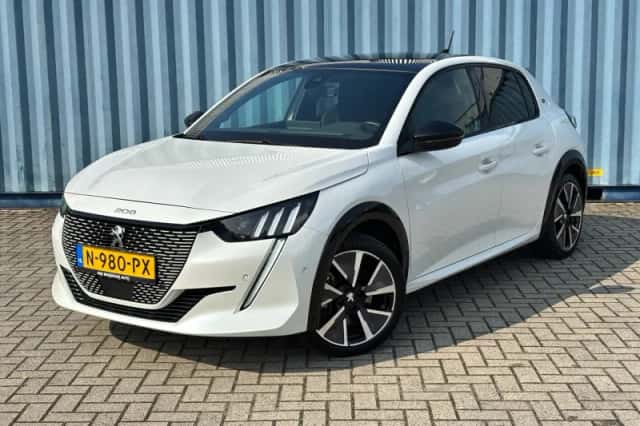Peugeot e-208 (2021)