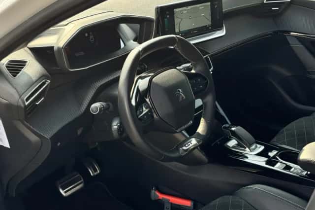 Peugeot e-208 (2021) thumbnail 16