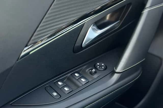 Peugeot e-208 (2021) thumbnail 40