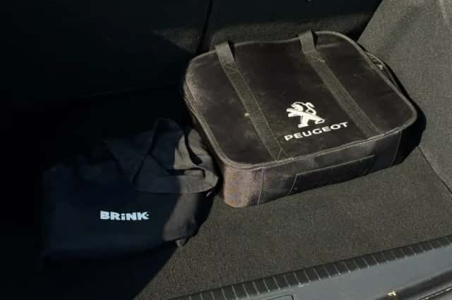 Peugeot e-208 (2021) thumbnail 41