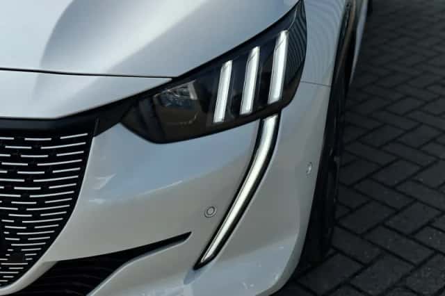 Peugeot e-208 (2021) thumbnail 45