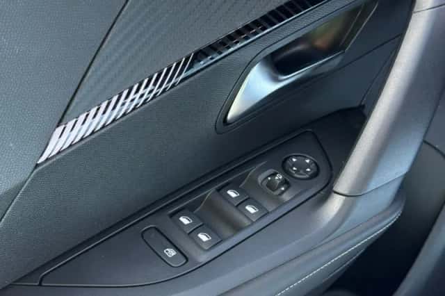 Peugeot 2008 (2025) thumbnail 33