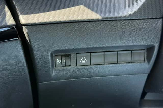 Peugeot 2008 (2025) thumbnail 35