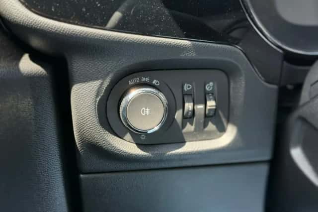 Opel Corsa (2025) thumbnail 32