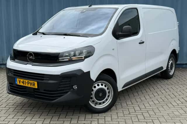 Opel Vivaro (2024) thumbnail 1