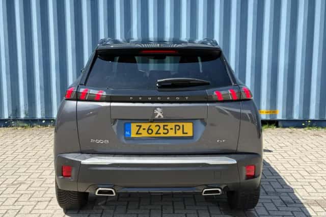 Peugeot 2008 (2023) thumbnail 4