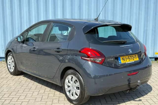 Peugeot 208 (2017) thumbnail 3