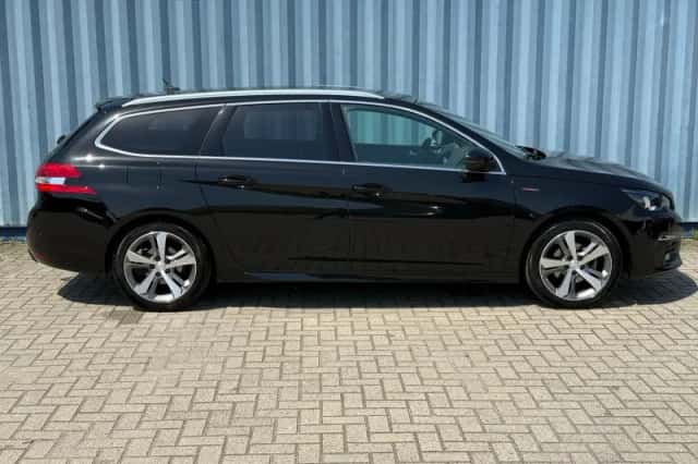 Peugeot 308 (2019) thumbnail 6