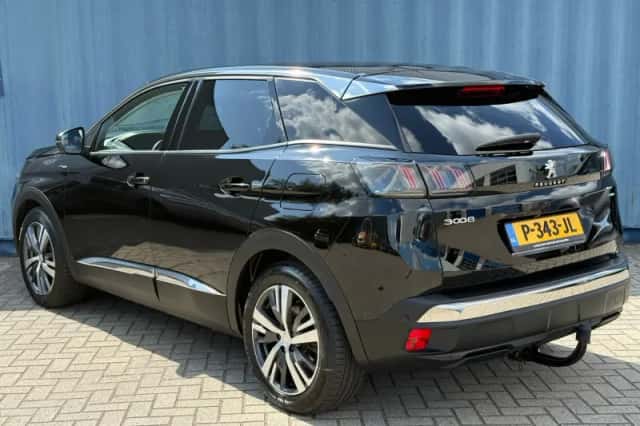 Peugeot 3008 (2022) thumbnail 3