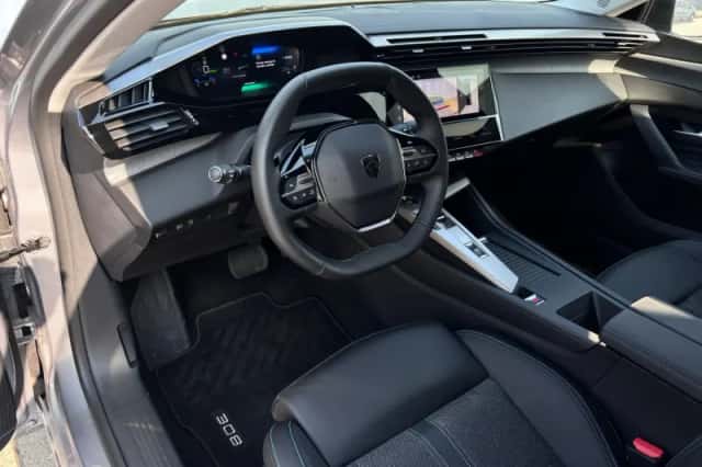 Peugeot 308 (2025) thumbnail 5