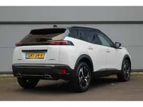 Peugeot 2008 (2024) thumbnail 2