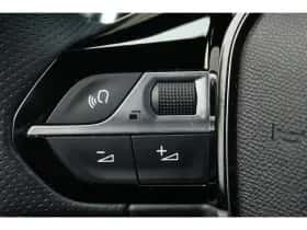 Peugeot 2008 (2024) thumbnail 17