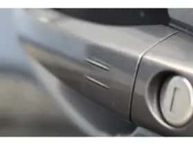 Peugeot 3008 (2022) thumbnail 12