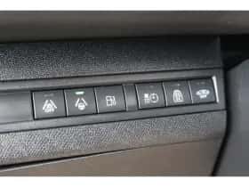 Peugeot 3008 (2022) thumbnail 15