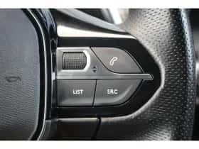 Peugeot 3008 (2022) thumbnail 17