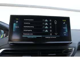 Peugeot 3008 (2021) thumbnail 20