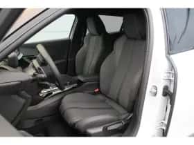 Peugeot 2008 (2025) thumbnail 11