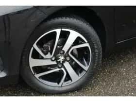 Peugeot 108 (2021) thumbnail 2
