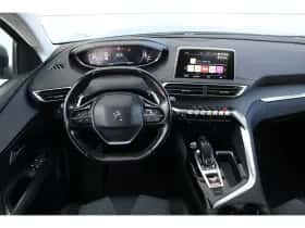 Peugeot 3008 (2019) thumbnail 10