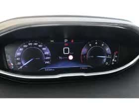Peugeot 3008 (2017) thumbnail 24