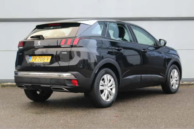 Peugeot 3008 (2017) thumbnail 6