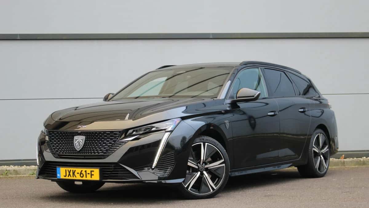 Peugeot 308 (2024) — foto 1