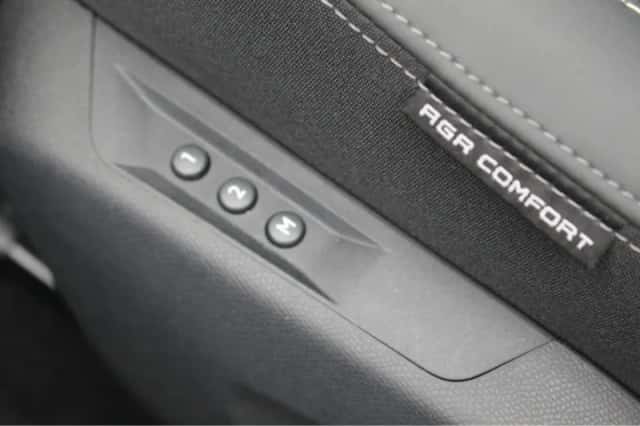 Peugeot 308 (2024) thumbnail 6