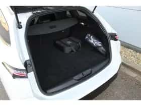 Peugeot 308 (2024) thumbnail 10