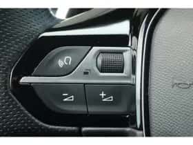 Peugeot 3008 (2021) thumbnail 16