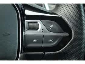 Peugeot 3008 (2021) thumbnail 17